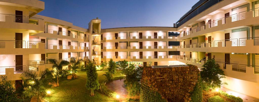 Sterling Yelagiri Otel Dış mekan fotoğraf